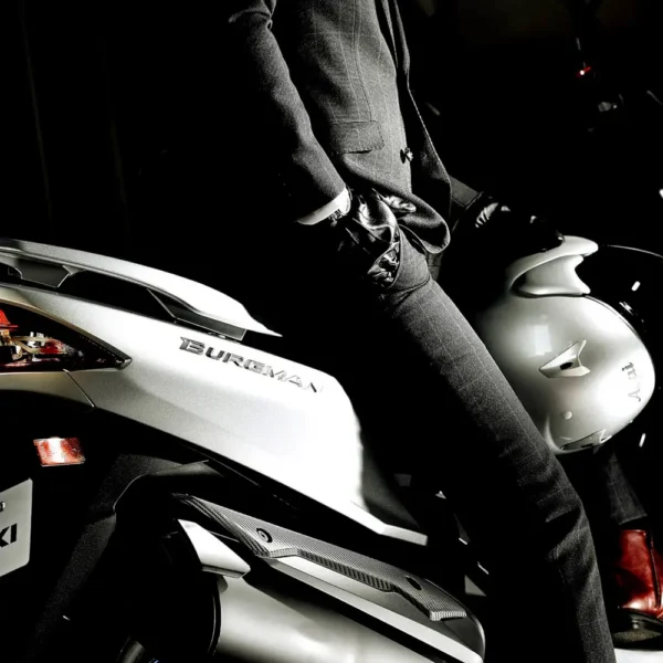 Suzuki Burgman 400 blanco Madrid