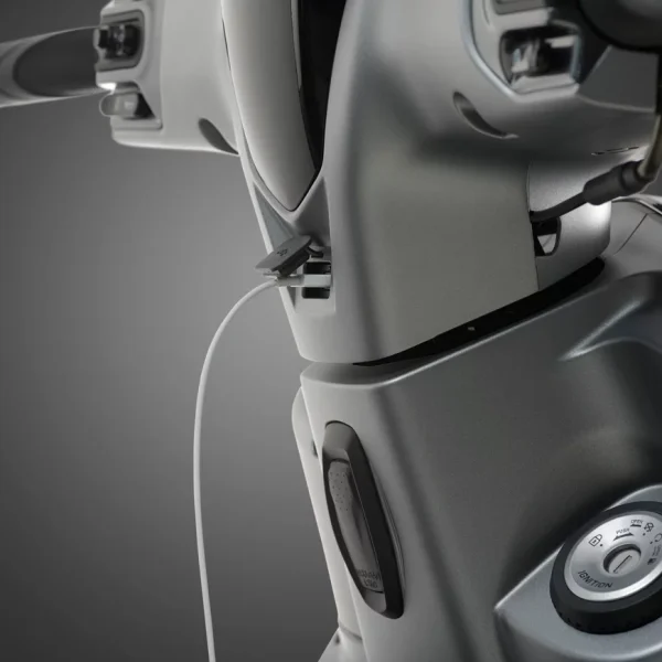 usb-sym-scooter-125-symphony-st-lc-11