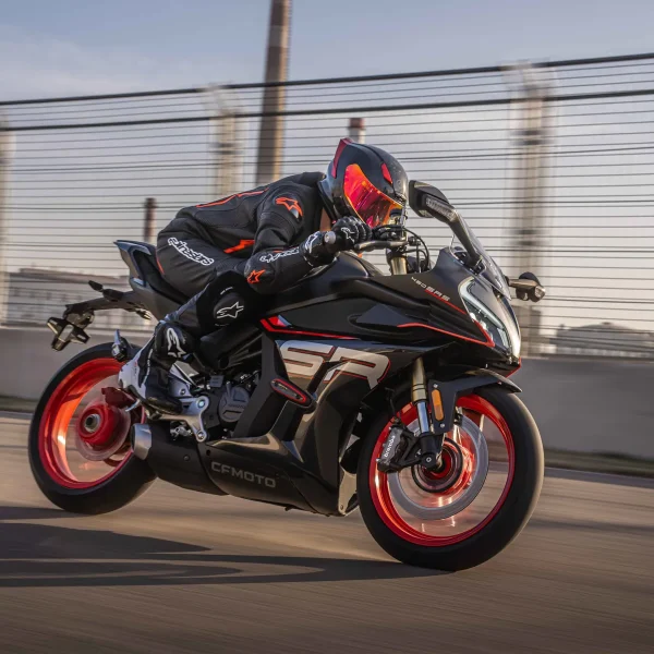 450SR S detalle 02