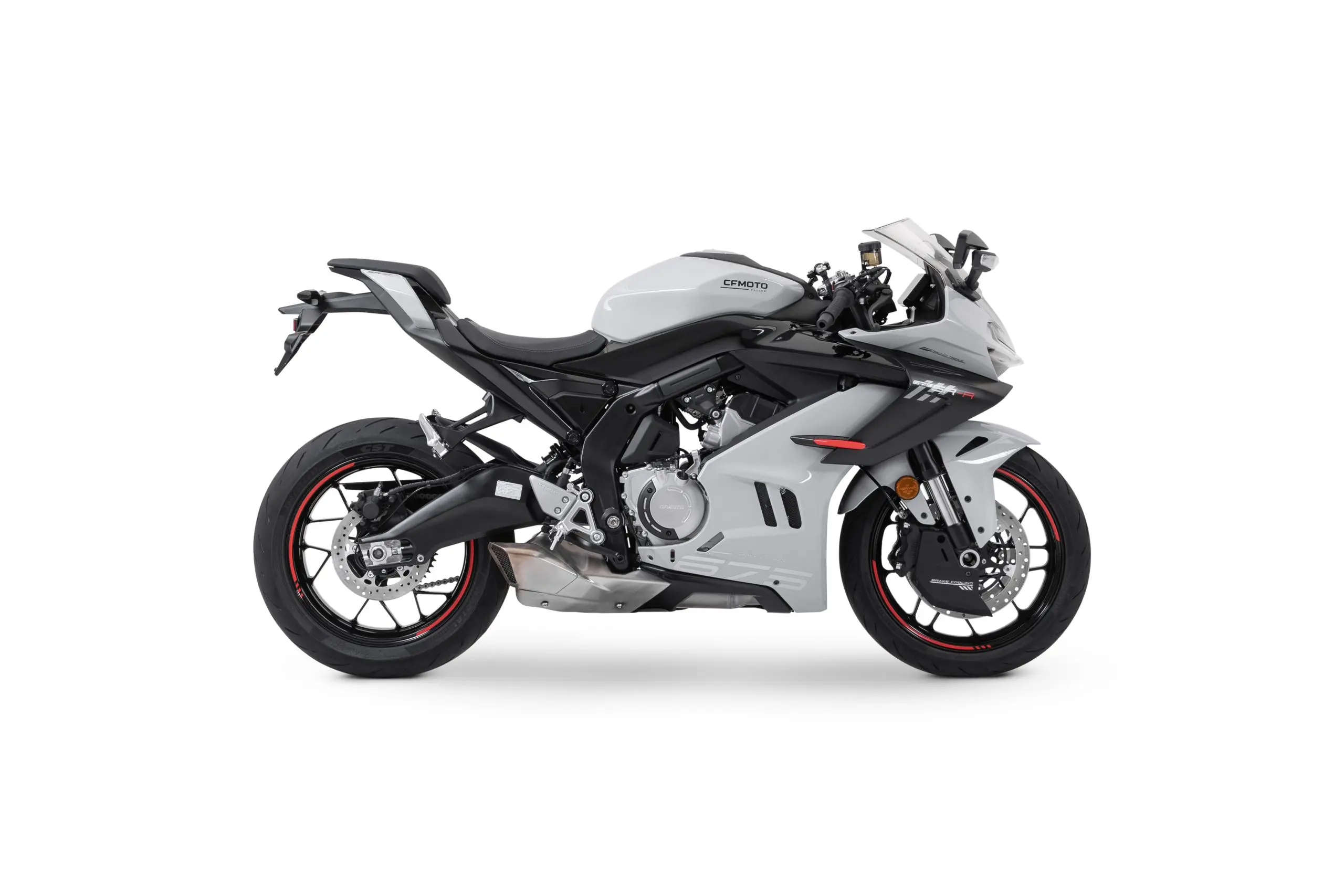 CFMOTO 675 SR-R-01