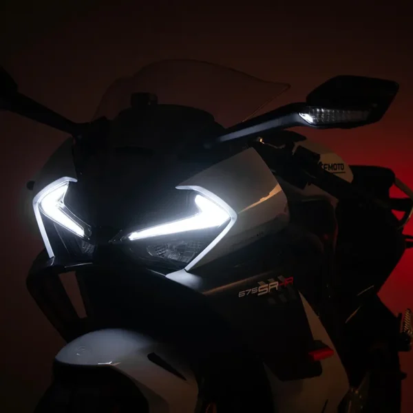 CFMOTO 675 SR-R 01