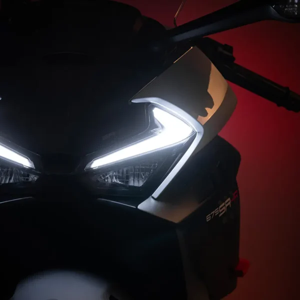 CFMOTO 675 SR-R 02